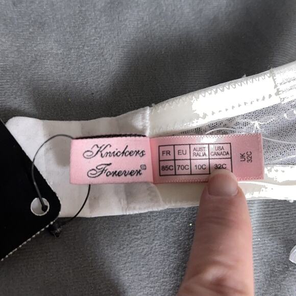 New Agent Provocateur Love Strapless Bra White Size 32C Straps Padded Bridal - Picture 11 of 11